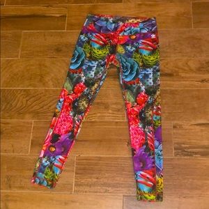 Adidas workout leggings size medium